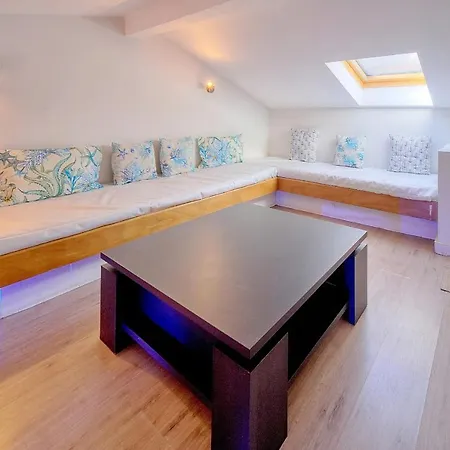 Upstays - Refurbished - Sea View - Wifi - Air *