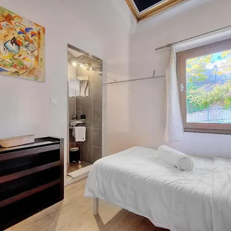 Immogroom - Refurbished - Sea View - Wifi - Air Conditioning