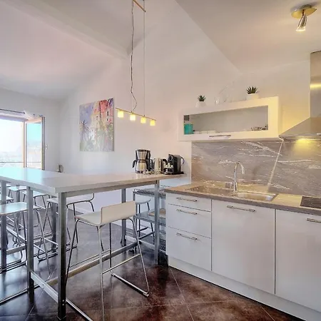 Apartment Upstays Port View 88M Apartment Suquet Cannes